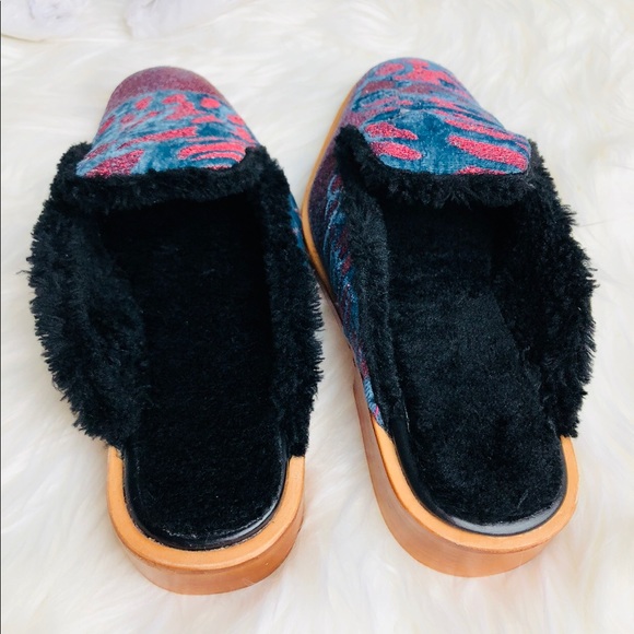 FREE PEOPLE Velvet Mule - Picture 6 of 6